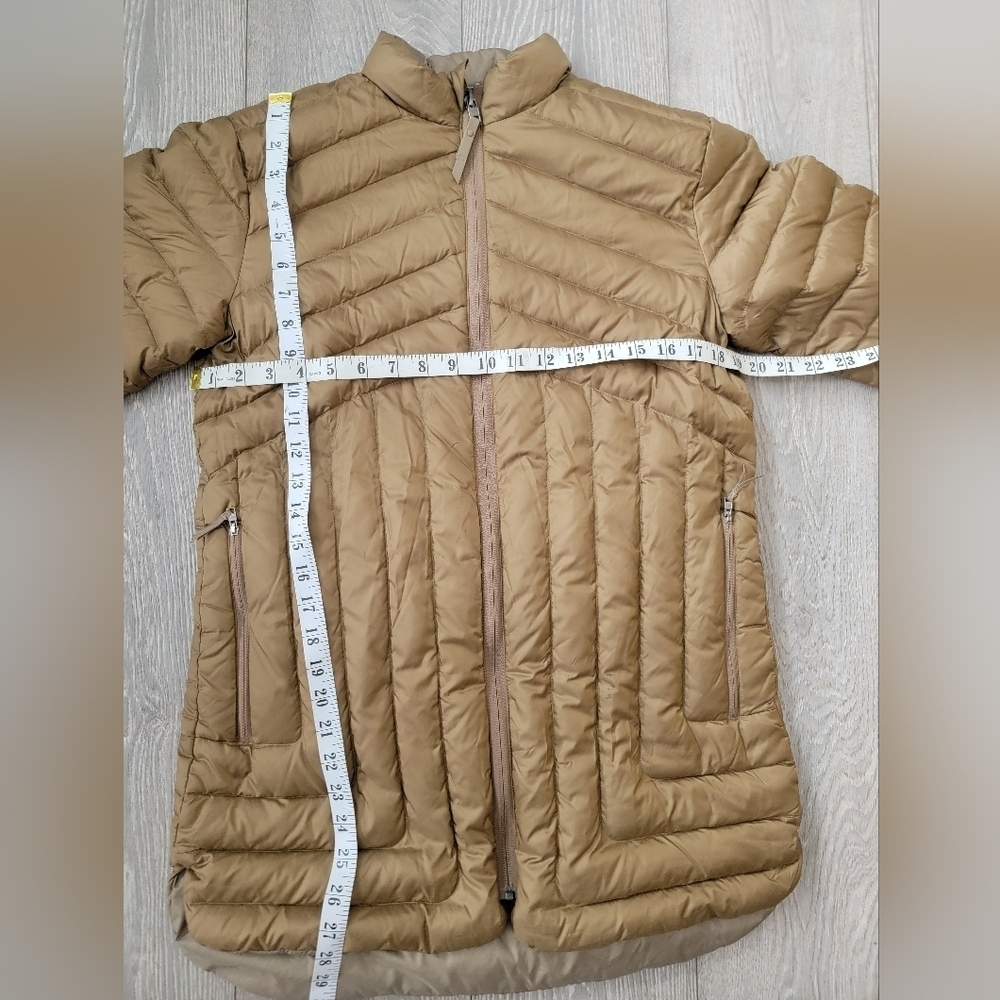 MEC Reversable Down Jacket - Picture 7 of 8